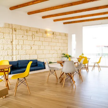 Pietra Bianca Bed & Breakfast Cutrofiano