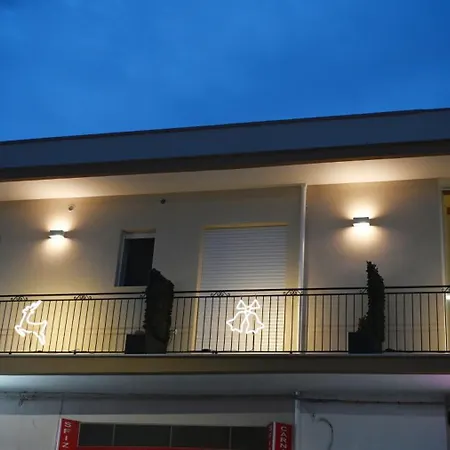 Pietra Bianca קוטרופיאנו