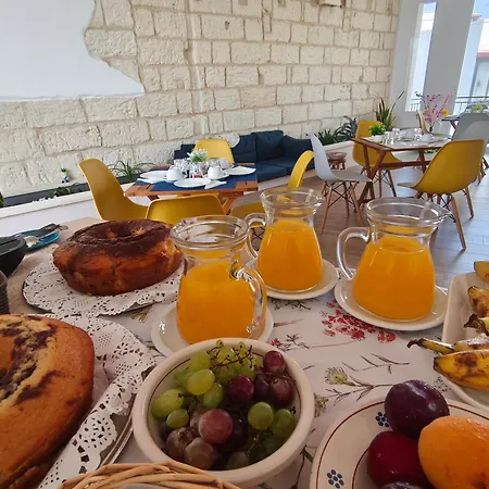 Bed & Breakfast Pietra Bianca 5*